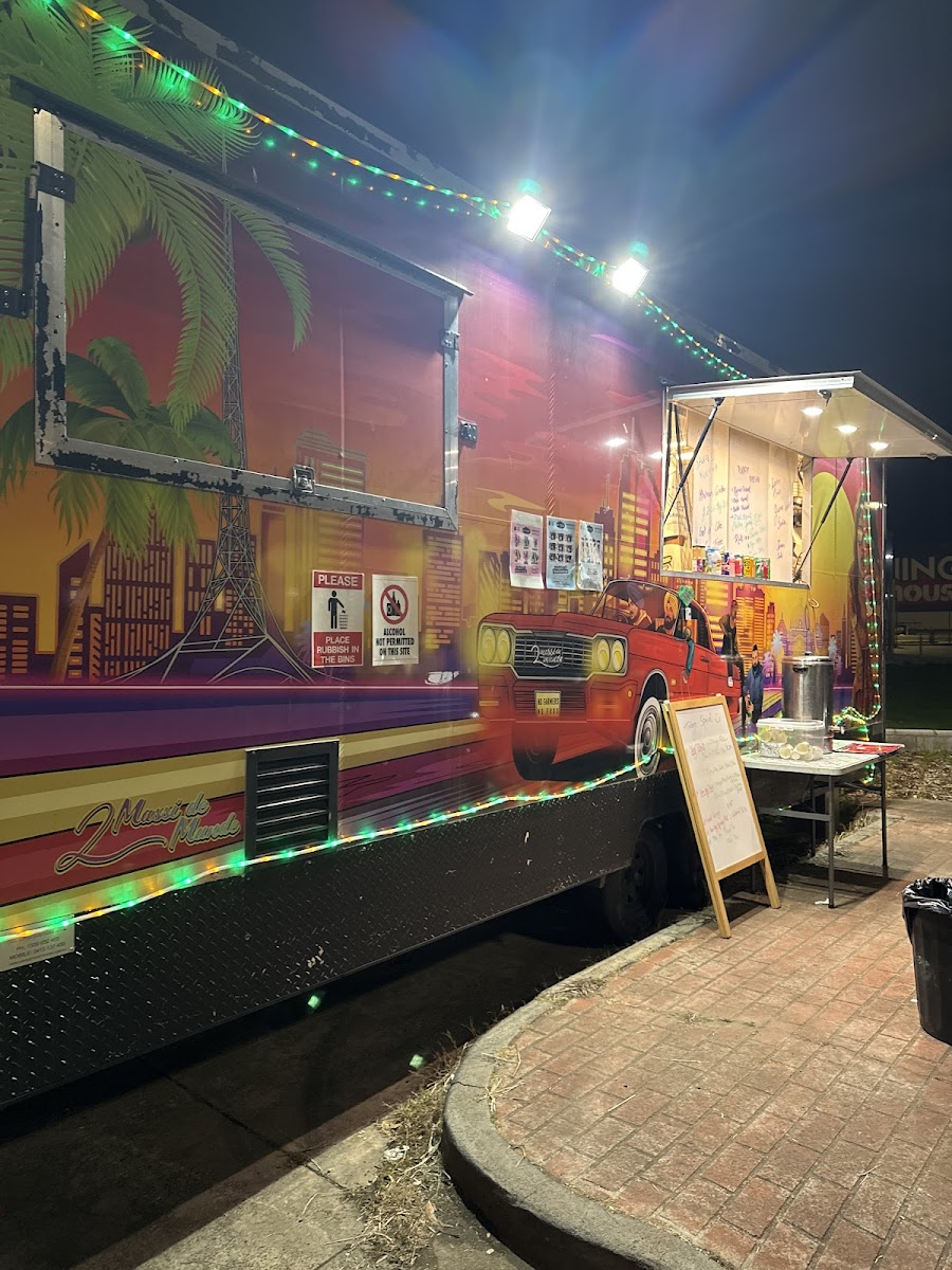 2 Massi De Munde Springvale